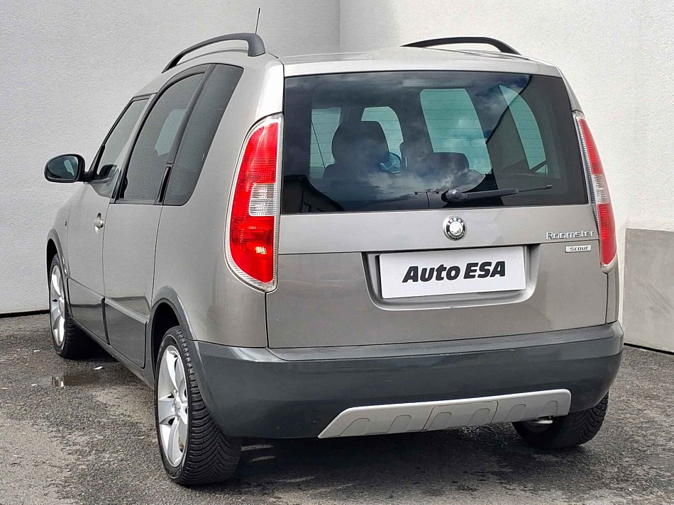 Škoda Roomster 1.4i Scout