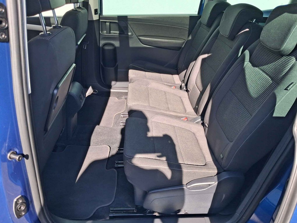 Volkswagen Sharan 2.0 TDi Comfortline 7míst