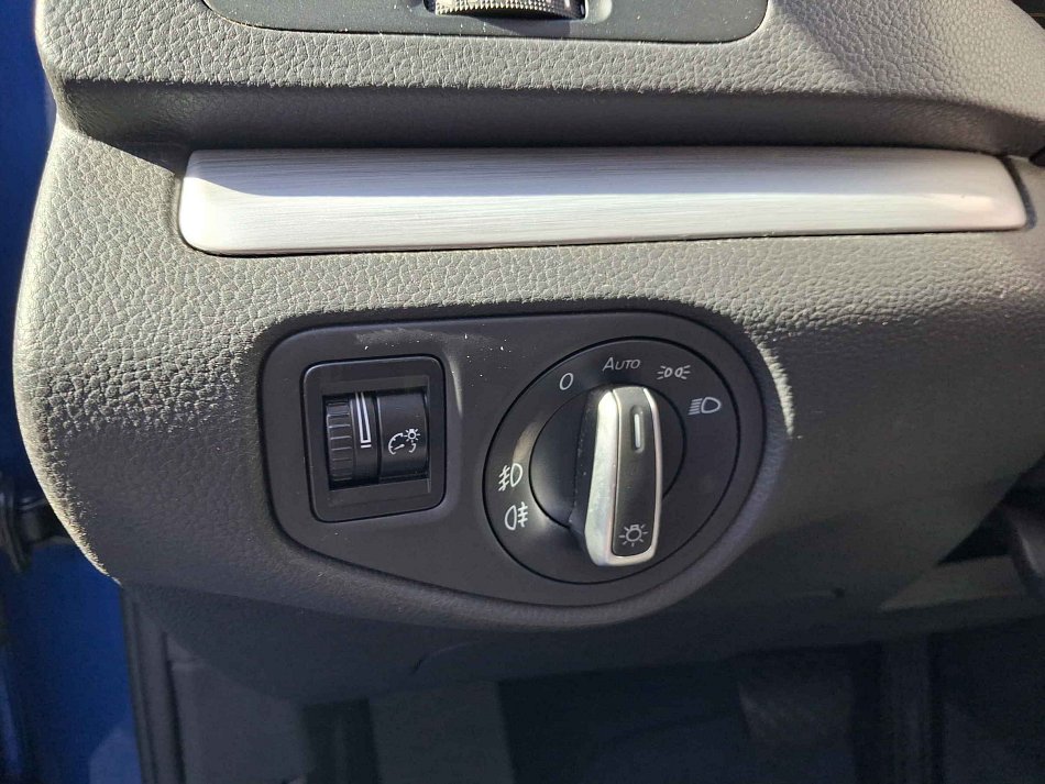 Volkswagen Sharan 2.0 TDi Comfortline 7míst