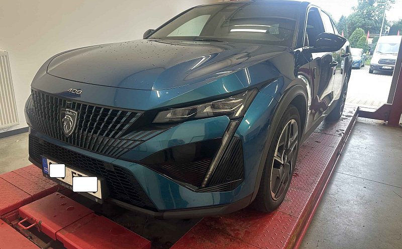 Peugeot 408 1.2 PT 