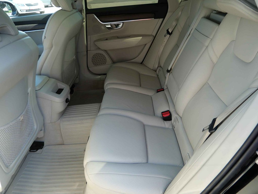 Volvo V90 2.0 D5 Cross Country 4x4