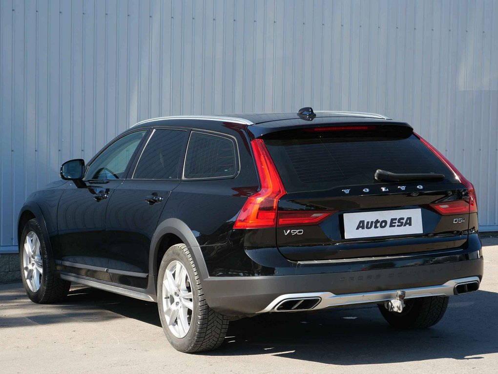 Volvo V90 2.0 D5 Cross Country 4x4