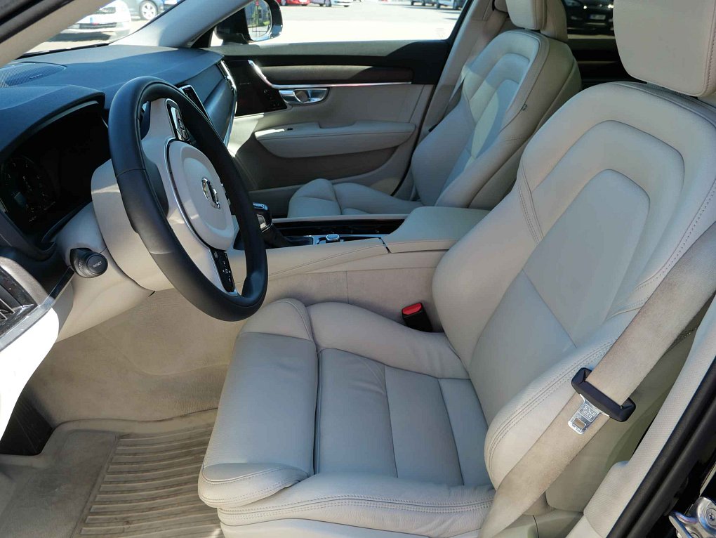 Volvo V90 2.0 D5 Cross Country 4x4