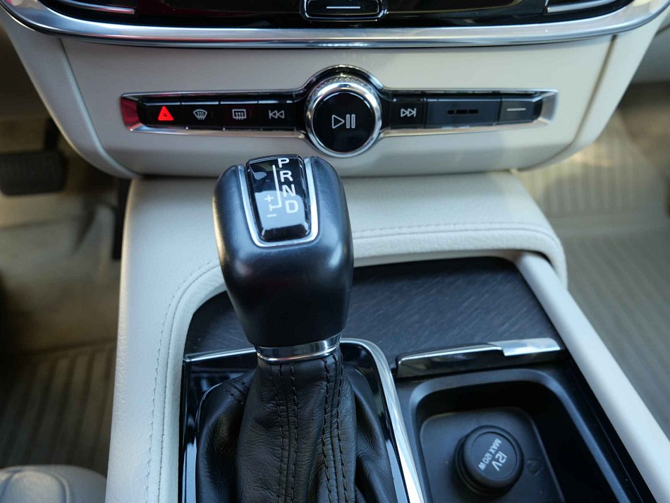 Volvo V90 2.0 D5 Cross Country 4x4
