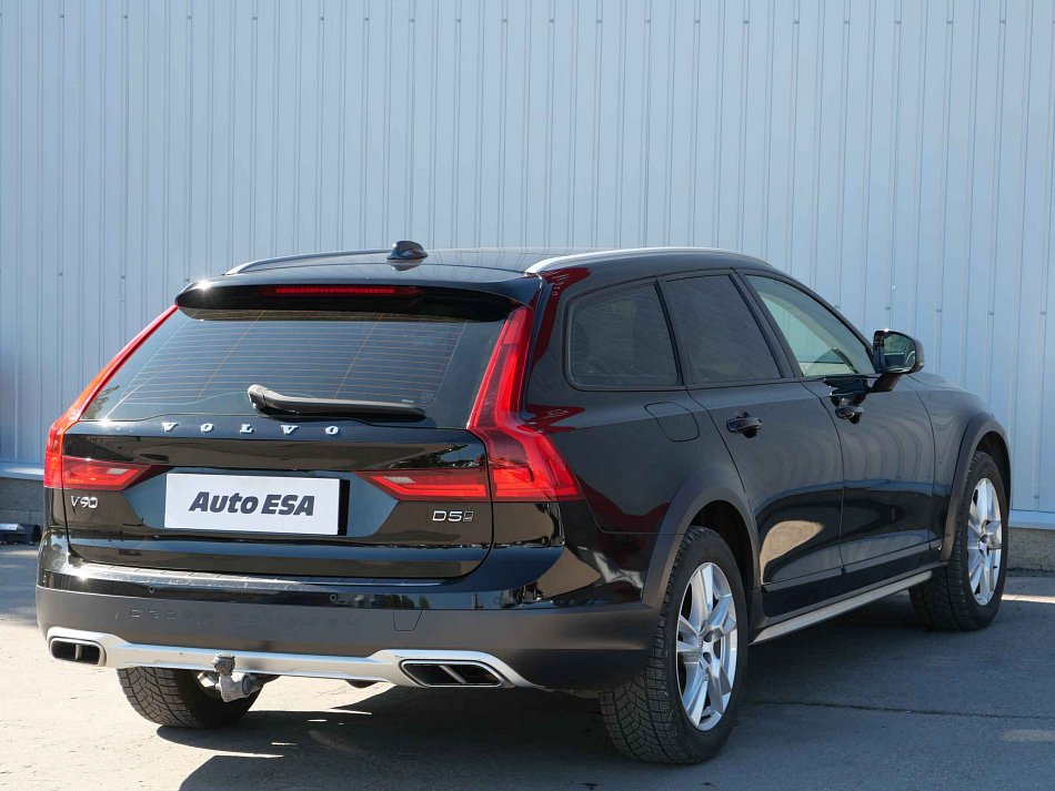 Volvo V90 2.0 D5 Cross Country 4x4