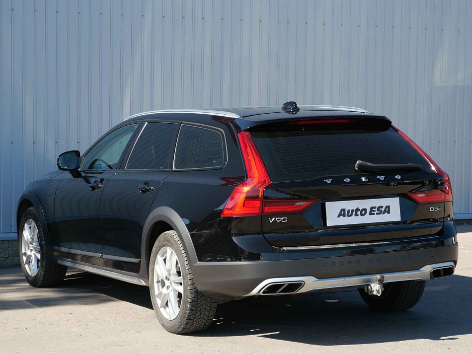 Volvo V90 2.0 D5 Cross Country 4x4