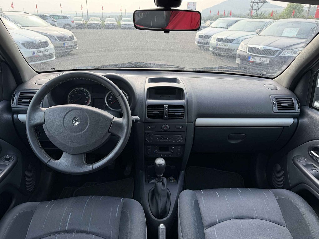 Renault Clio 1.2i 
