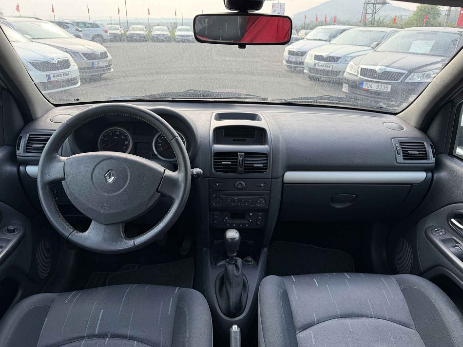 Renault Clio 1.2i 