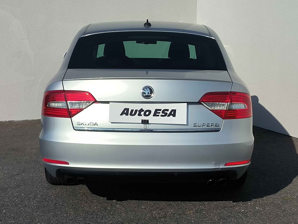 Škoda Superb II 3.6 FSi  4x4