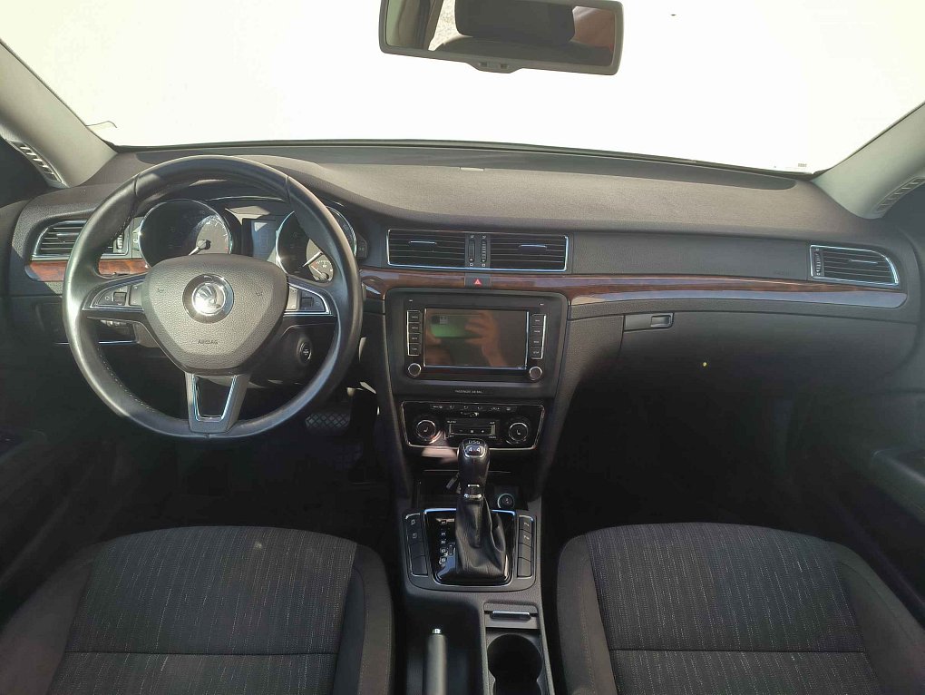 Škoda Superb II 3.6 FSi  4x4
