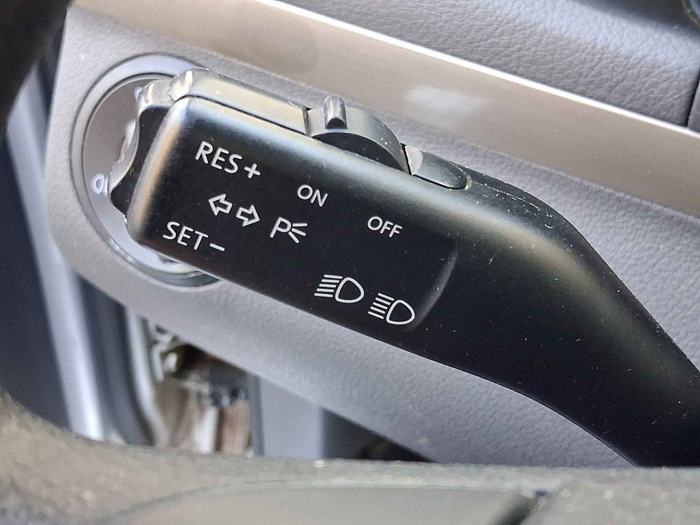 Volkswagen Touran 2.0 i 