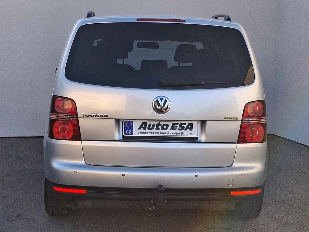 Volkswagen Touran 2.0 i 