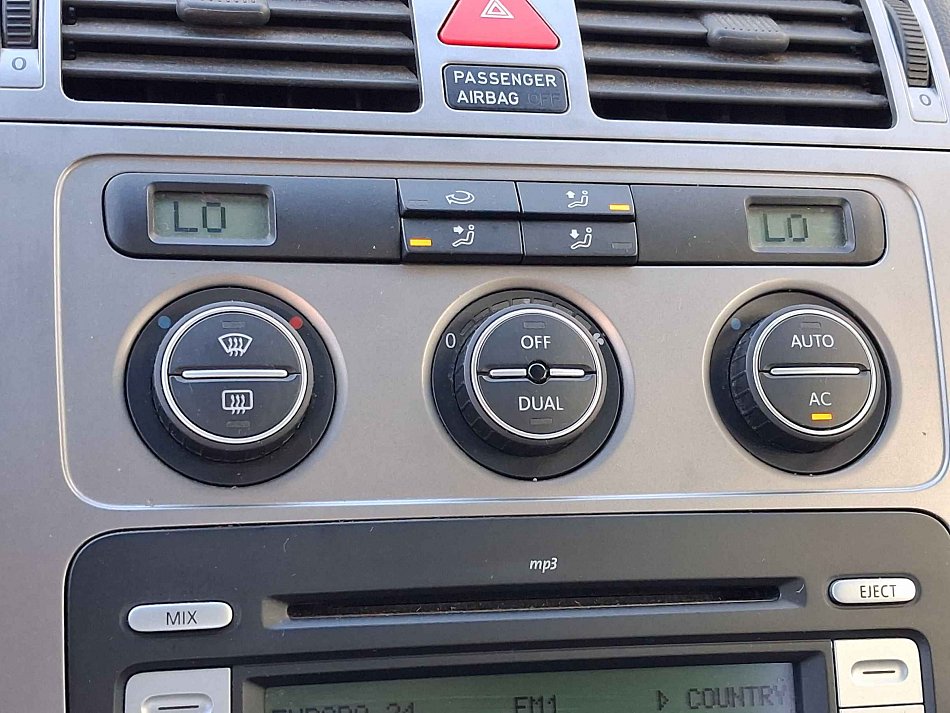 Volkswagen Touran 2.0 i 