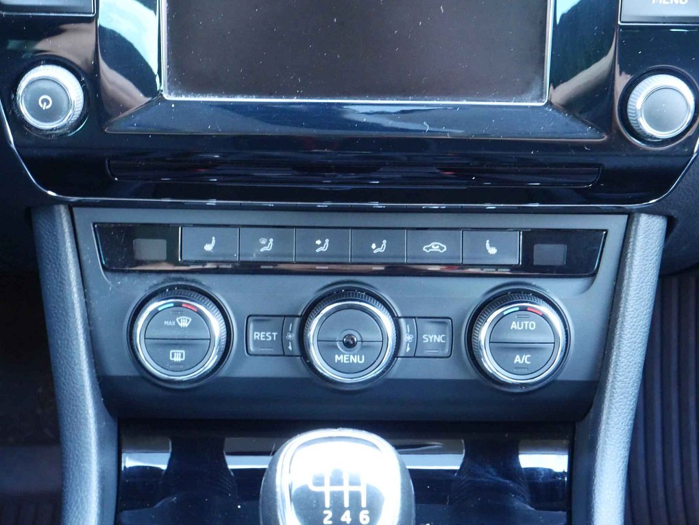 Škoda Superb III 2.0 TDi Ambition