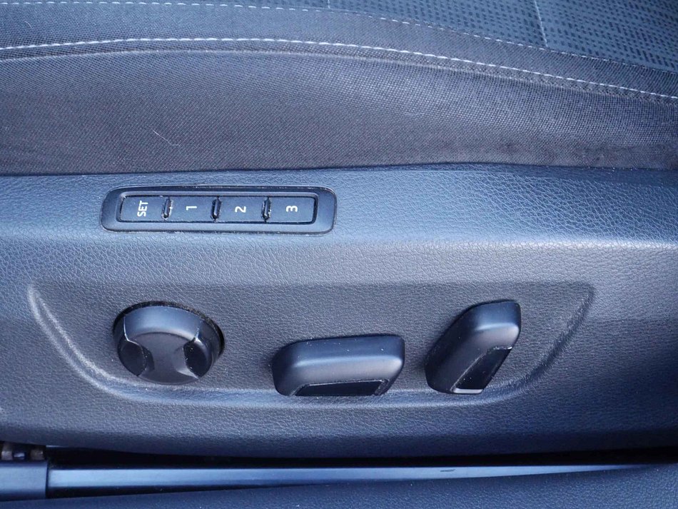 Škoda Superb III 2.0 TDi Ambition