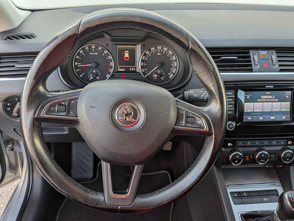 Škoda Octavia III 1.6TDi Elegance
