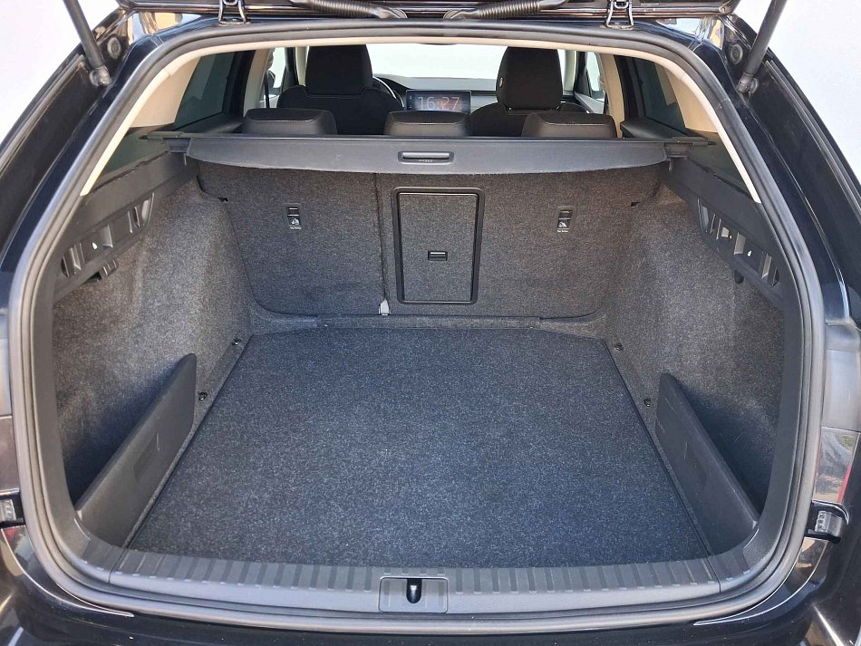 Škoda Octavia IV 1.5TSi e-TEC 
