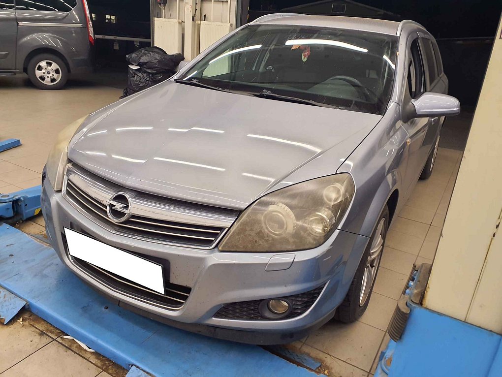 Opel Astra 1.9 CDTi 