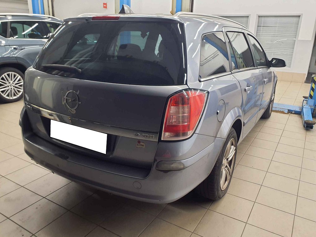 Opel Astra 1.9 CDTi 