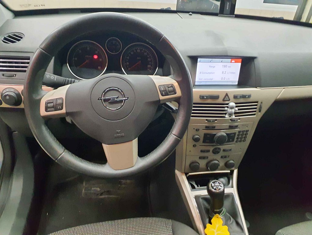 Opel Astra 1.9 CDTi 