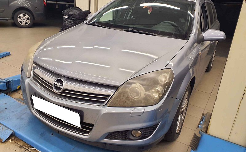 Opel Astra 1.9 CDTi 