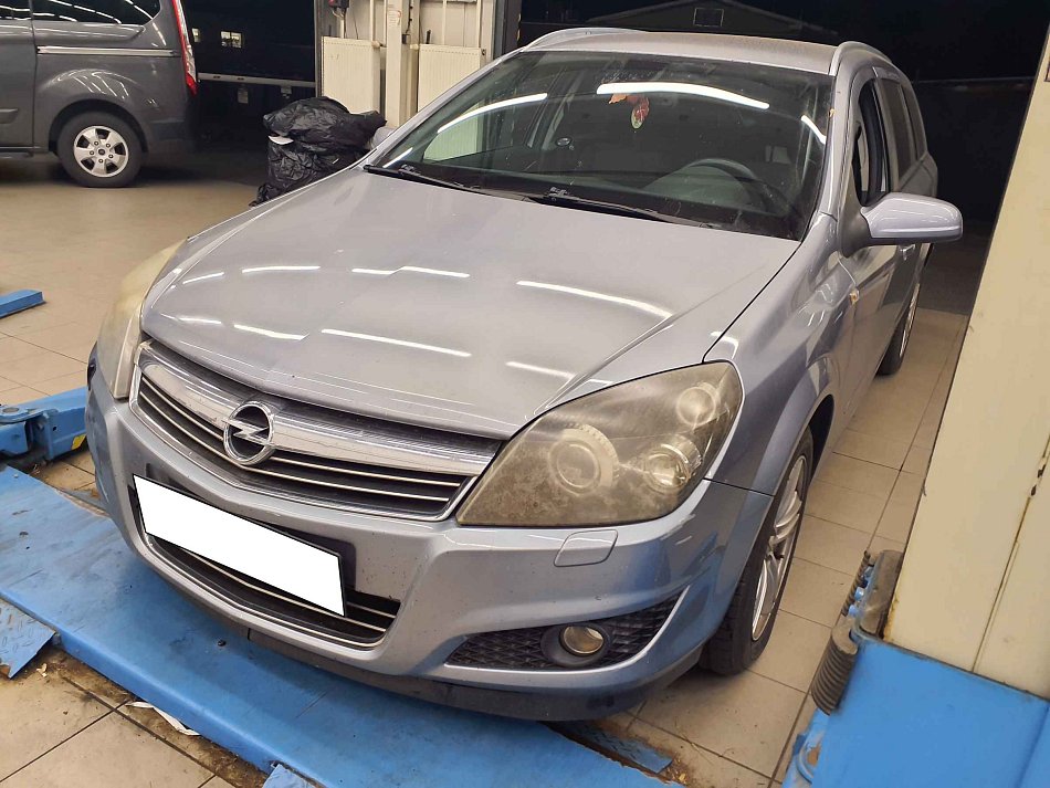 Opel Astra 1.9 CDTi 