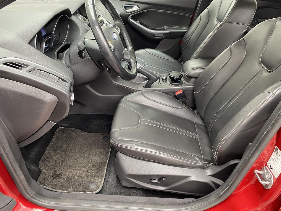 Ford Focus 2.0 TDCi Titanium ST paket