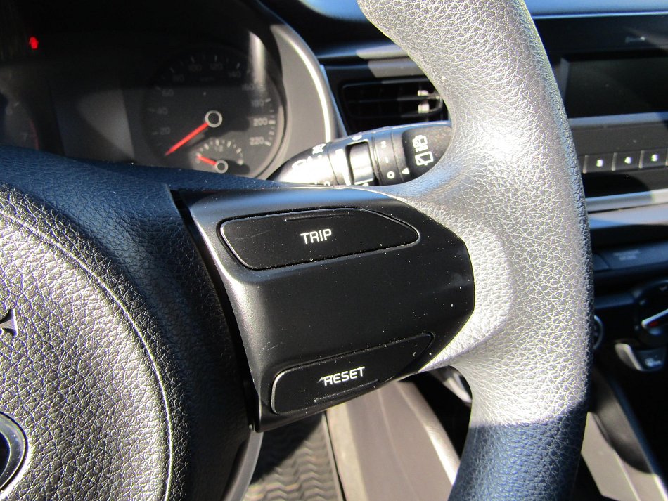 Kia Rio 1.2i 