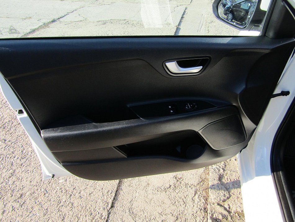 Kia Rio 1.2i 