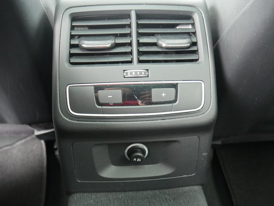 Audi A4 2.0 TDi 