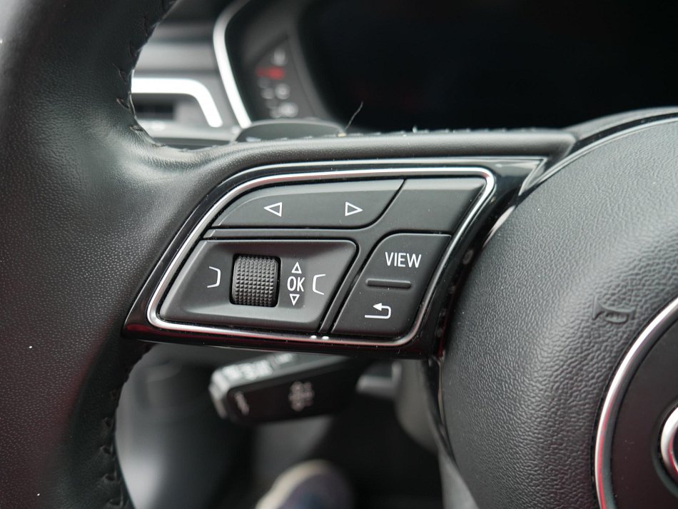Audi A4 2.0 TDi 