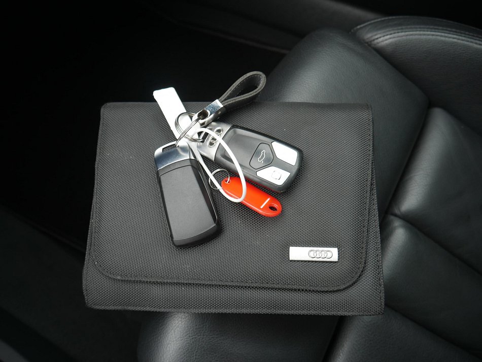 Audi A4 2.0 TDi 