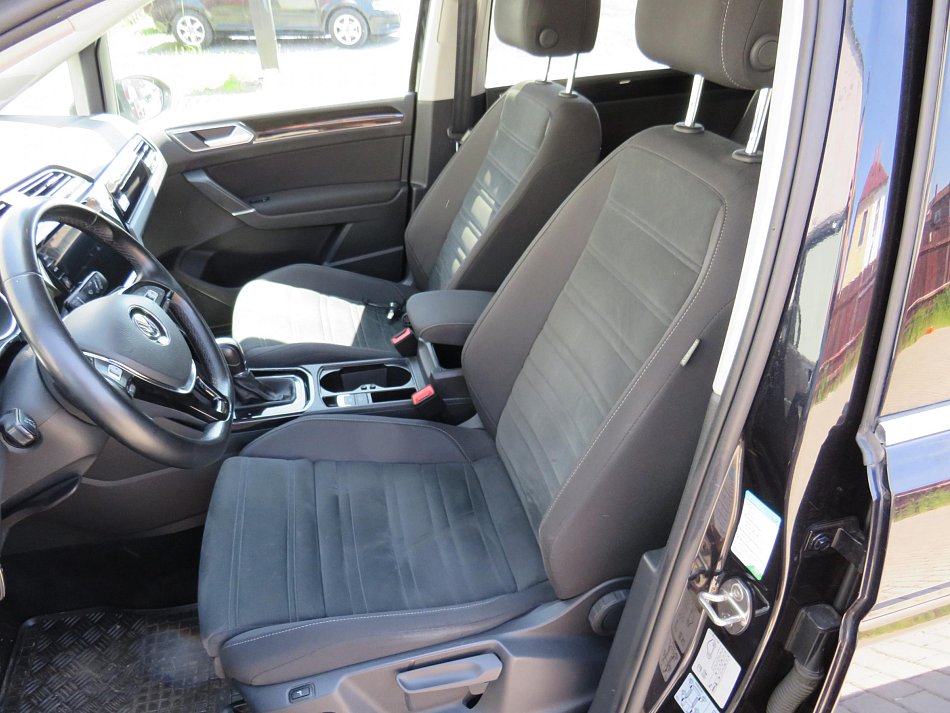 Volkswagen Touran 2.0TDi Highline