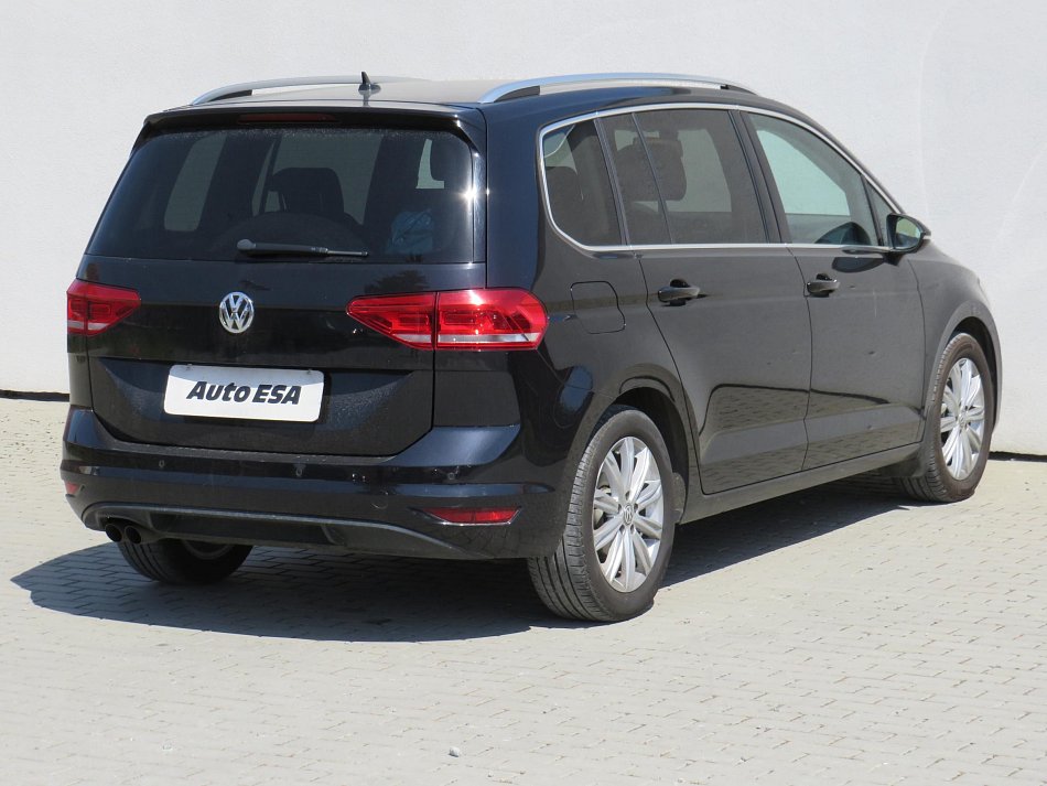 Volkswagen Touran 2.0TDi Highline