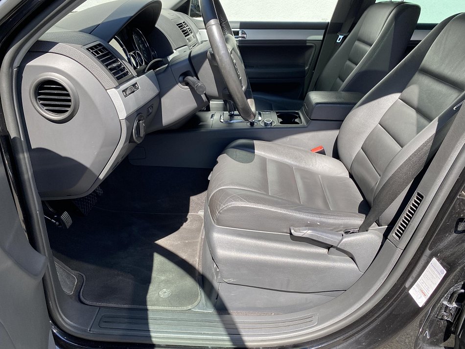 Volkswagen Touareg 3.0 TDi V6 Exclusive 4x4