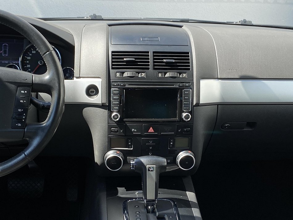 Volkswagen Touareg 3.0 TDi V6 Exclusive 4x4