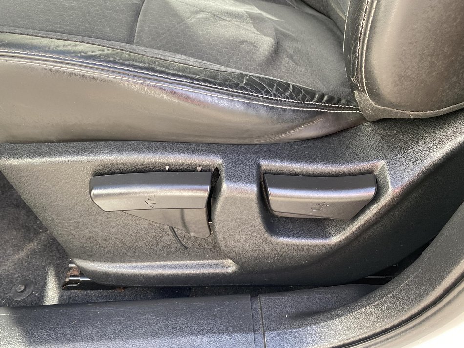 Nissan Qashqai 2.0  +2