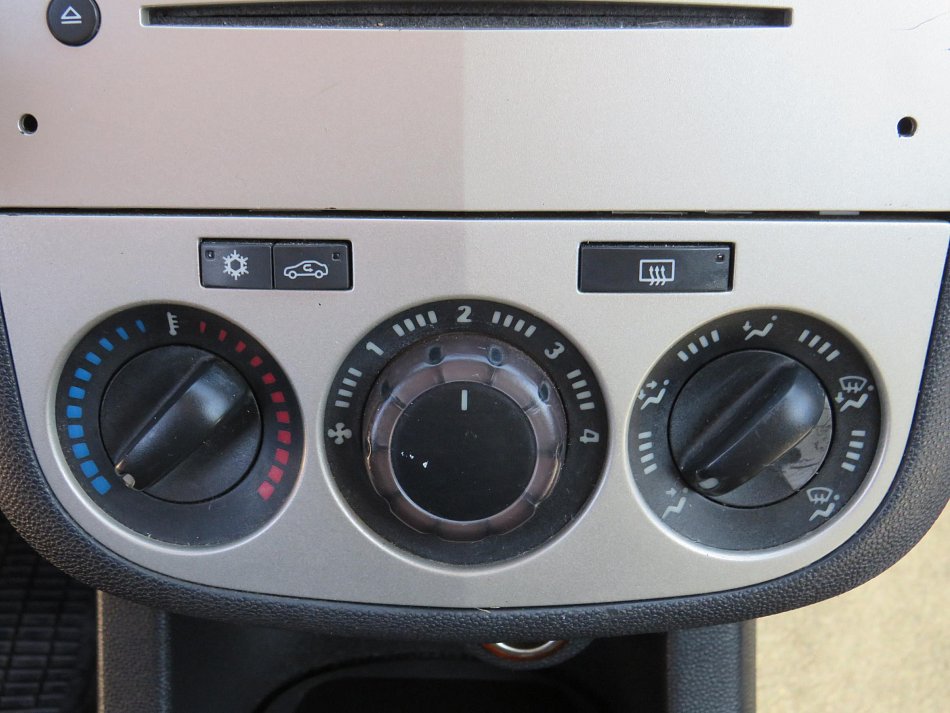 Opel Corsa 1.2i 
