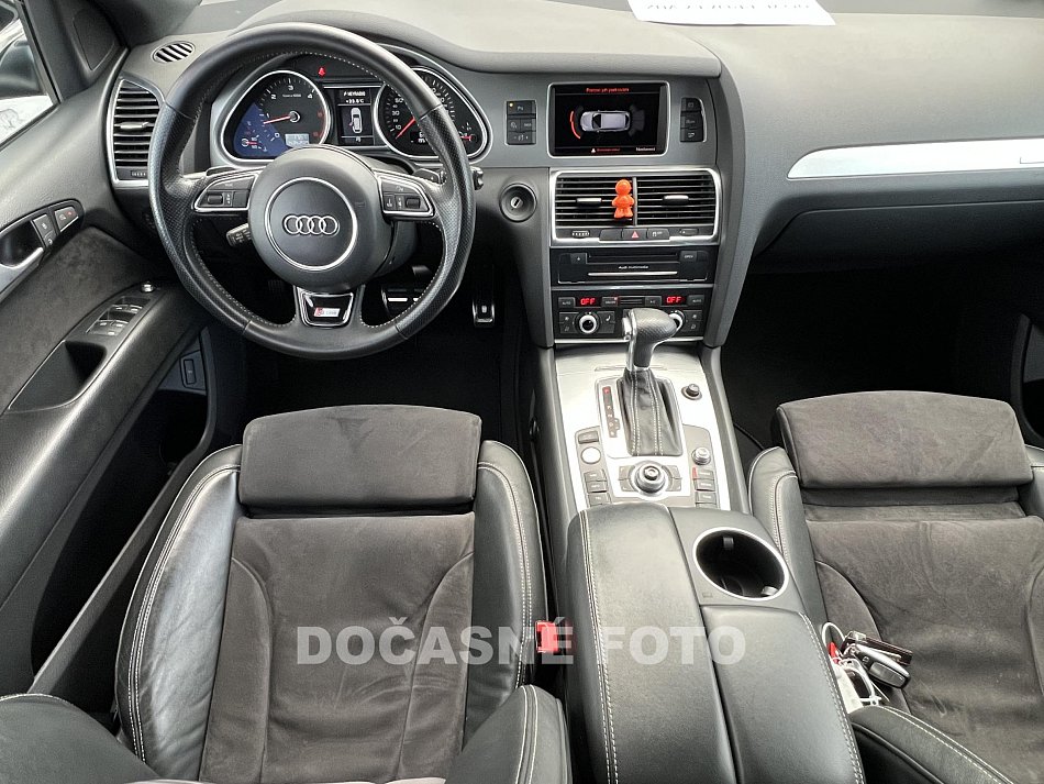Audi Q7 3.0TDi S-line Quattro