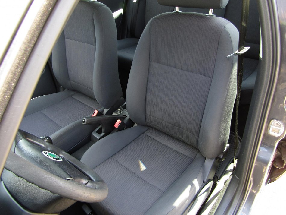 Škoda Octavia 1.6 MPi 