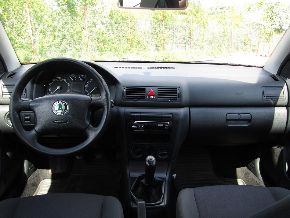 Škoda Octavia 1.6 MPi 