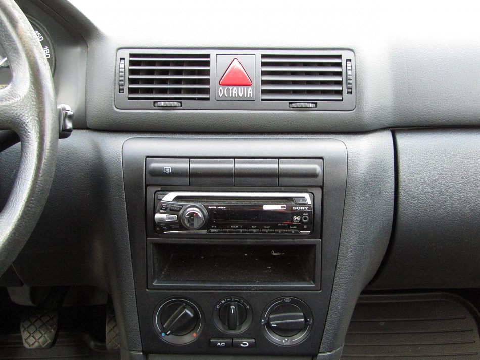 Škoda Octavia 1.6 MPi 