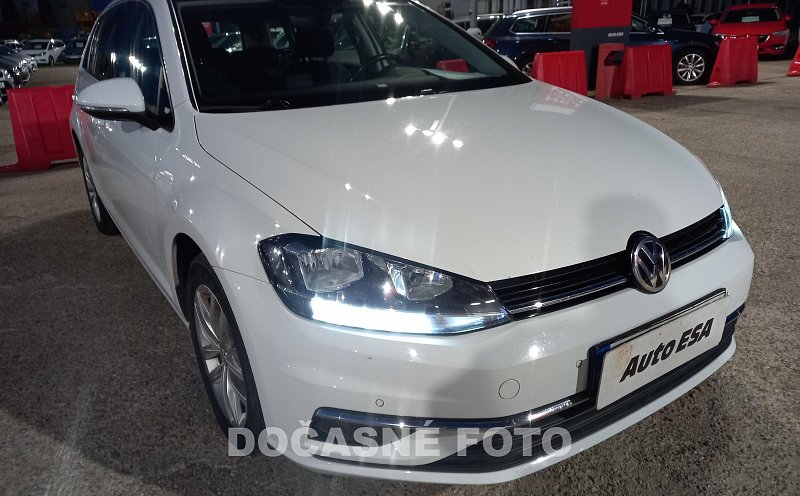 Volkswagen Golf 1.6 TDi 