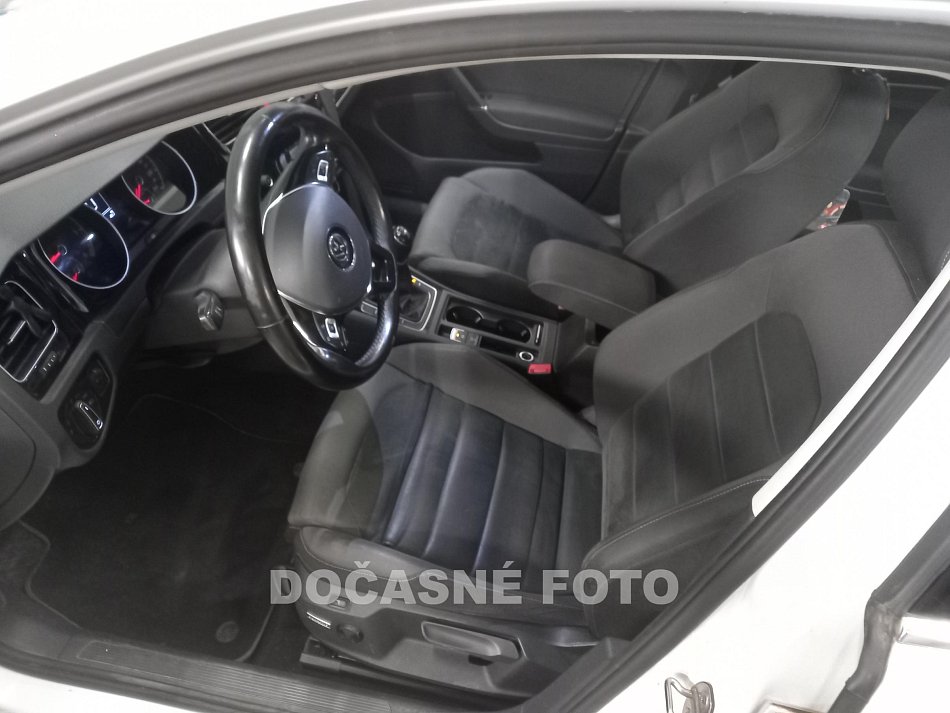 Volkswagen Golf 1.6 TDi 