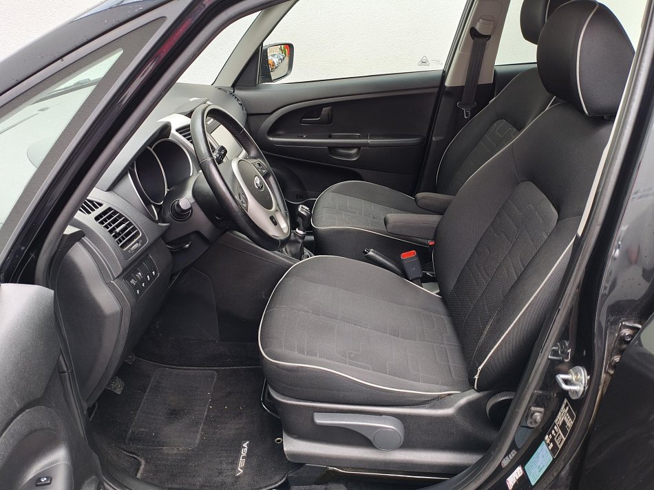 Kia Venga 1.6 CRDi  DreamTeam