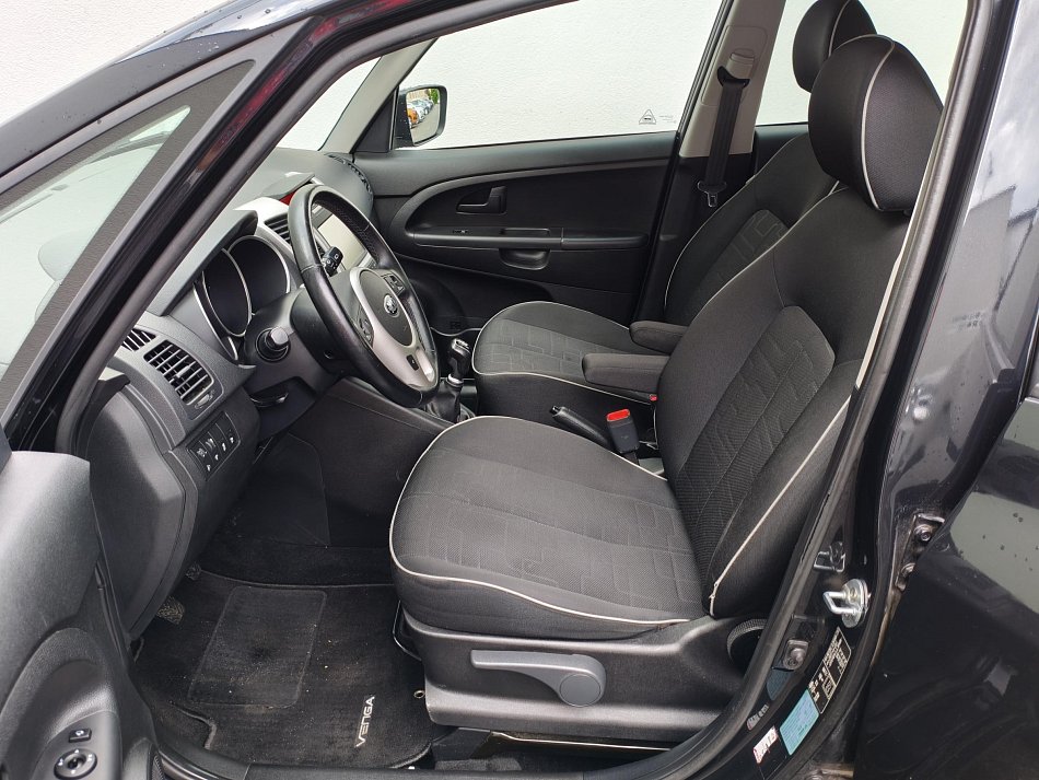 Kia Venga 1.6 CRDi  DreamTeam