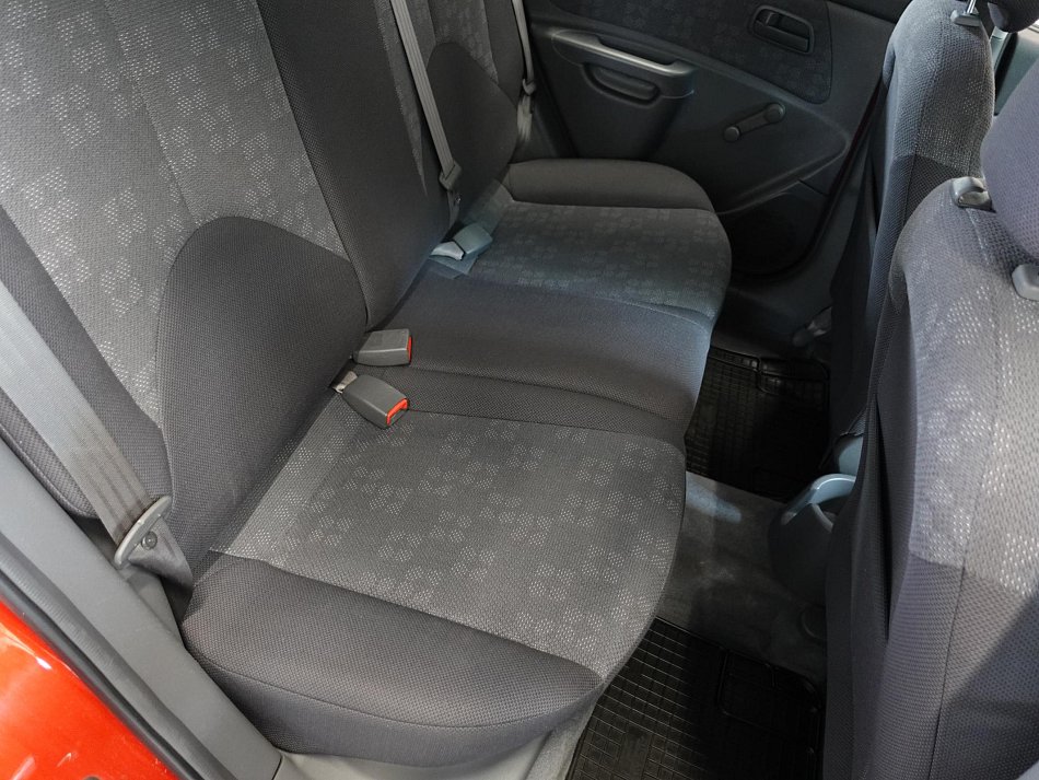 Kia Rio 1.4i 