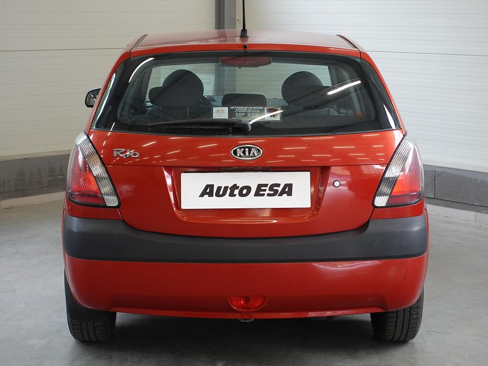 Kia Rio 1.4i 