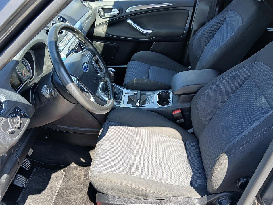 Ford S-MAX 2.0 TDCi 