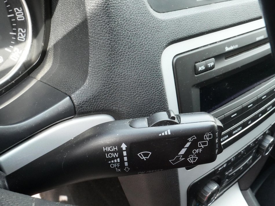Škoda Octavia II 1.6 TDi Ambiente